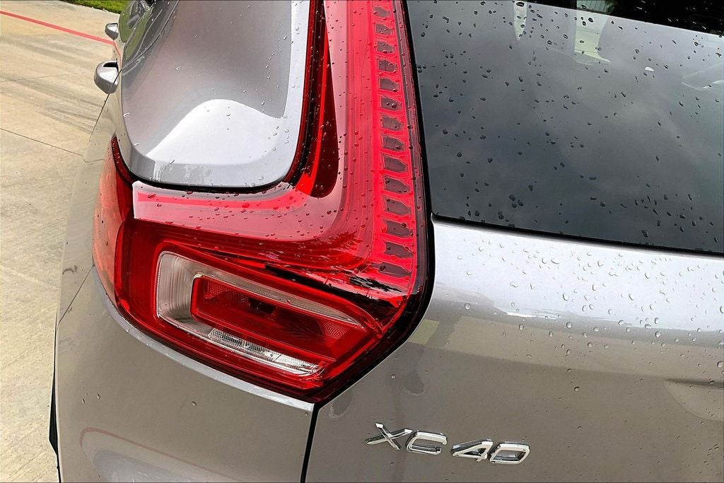 2026 Volvo XC40 B5 Plus