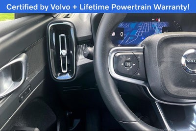 2025 Volvo XC40 B5 Plus Dark Theme