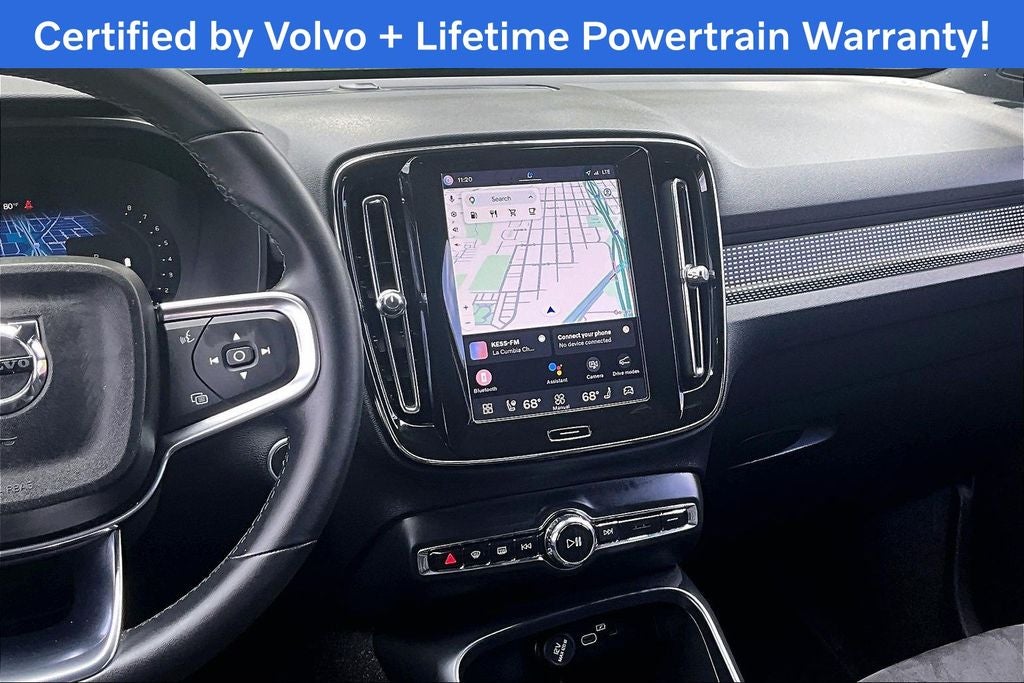 2025 Volvo XC40 B5 Plus Dark Theme