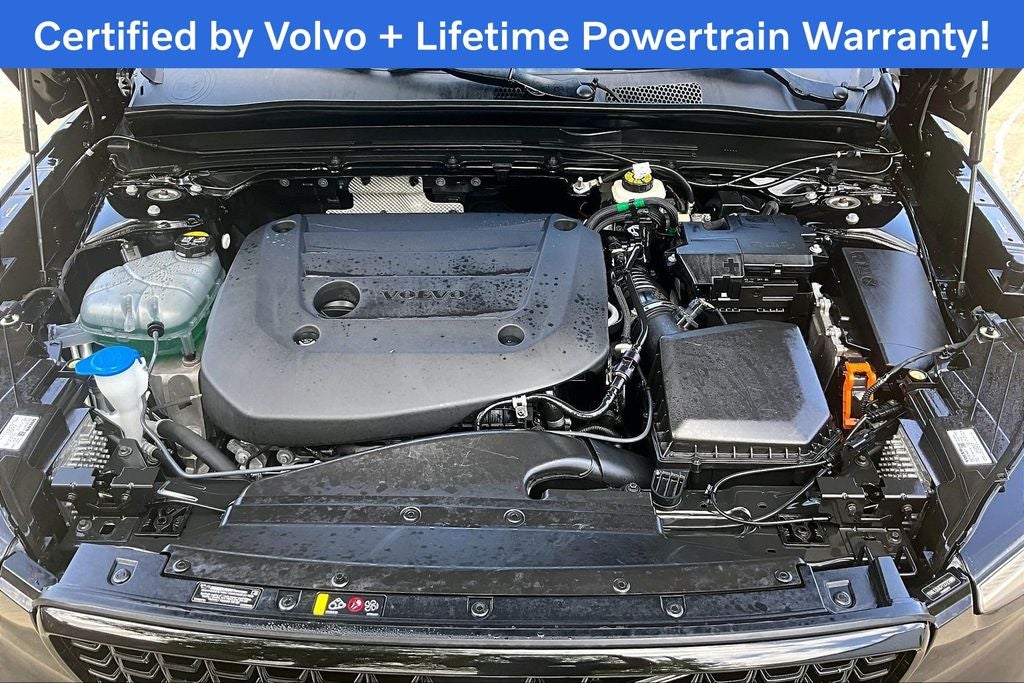 2026 Volvo XC40 B5 Plus
