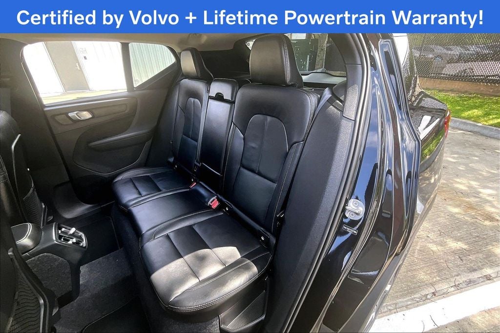 2026 Volvo XC40 B5 Plus