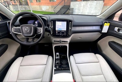 2026 Volvo XC40 B5 Plus