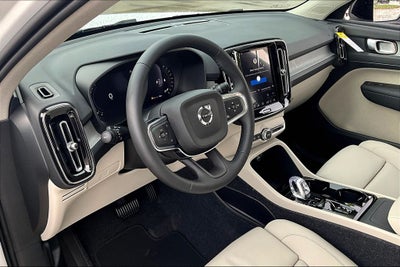 2026 Volvo XC40 B5 Plus