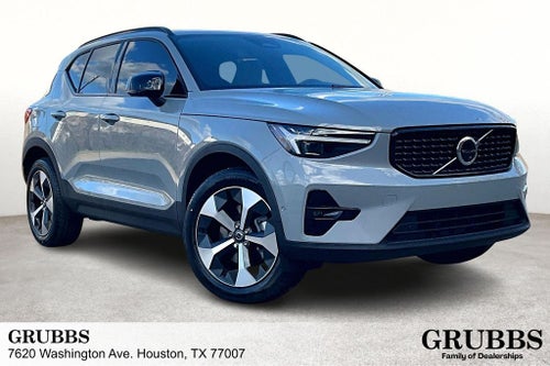 2026 Volvo XC40 B5 Plus