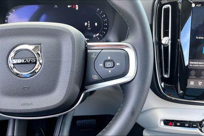 2026 Volvo XC40 B5 Plus