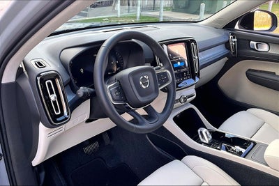 2026 Volvo XC40 B5 Plus