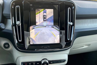 2026 Volvo XC40 B5 Plus