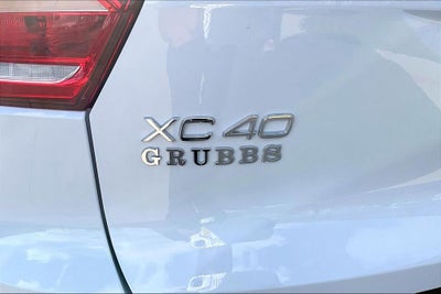 2026 Volvo XC40 B5 Plus