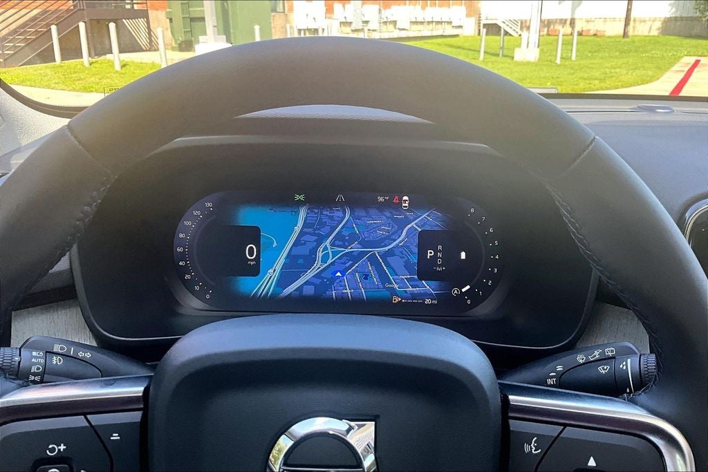 2026 Volvo XC40 B5 Plus