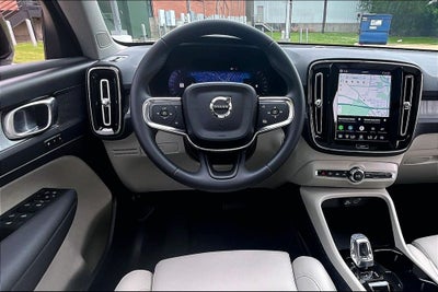 2026 Volvo XC40 B5 Plus
