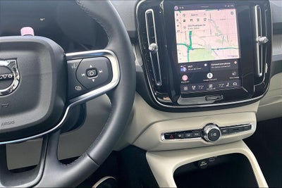 2026 Volvo XC40 B5 Plus