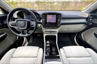 2026 Volvo XC40 B5 Plus