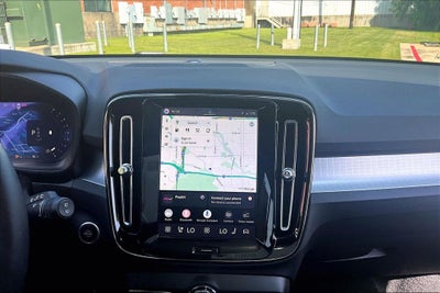2026 Volvo XC40 B5 Ultra Black Edition
