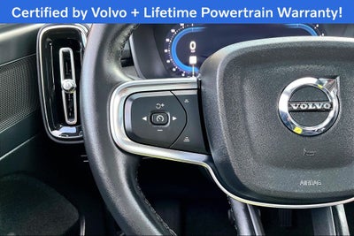 2025 Volvo XC40 B5 Plus Bright Theme