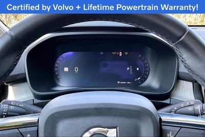 2024 Volvo XC40 B5 Plus Bright Theme
