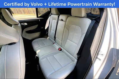 2024 Volvo XC40 B5 Plus Bright Theme