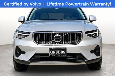 2024 Volvo XC40 B5 Plus Bright Theme