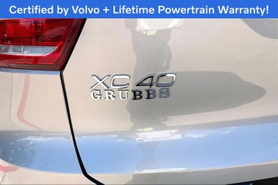 2024 Volvo XC40 B5 Plus Bright Theme