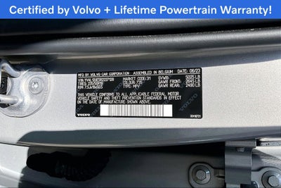 2024 Volvo XC40 B5 Plus Bright Theme