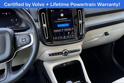 2024 Volvo XC40 B5 Plus Bright Theme