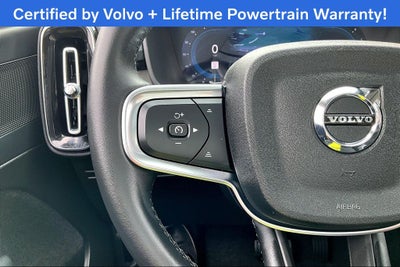 2025 Volvo XC40 B5 Plus Bright Theme