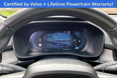 2025 Volvo XC40 B5 Plus Bright Theme