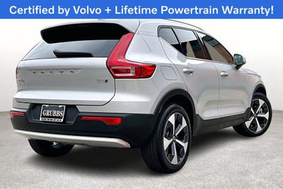 2025 Volvo XC40 B5 Plus Bright Theme