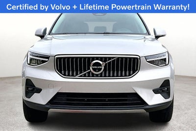 2025 Volvo XC40 B5 Plus Bright Theme