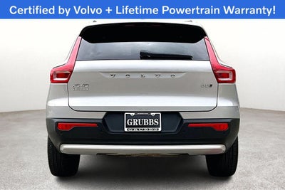 2025 Volvo XC40 B5 Plus Bright Theme