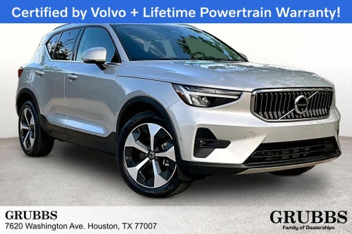 2025 Volvo XC40 B5 Plus Bright Theme