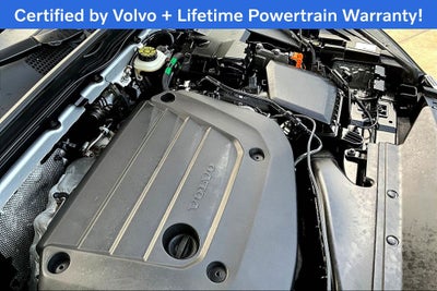 2025 Volvo XC40 B5 Plus Bright Theme