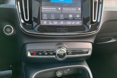 2026 Volvo XC40 B5 Core