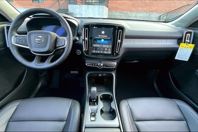 2026 Volvo XC40 B5 Core