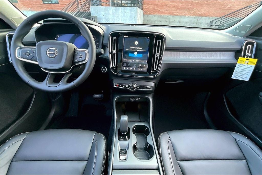 2026 Volvo XC40 B5 Core