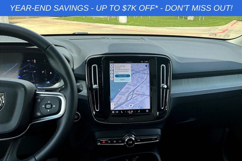 2025 Volvo XC40 B5 Core