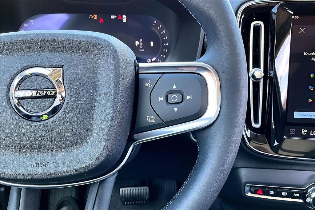 2026 Volvo XC40 B5 Core