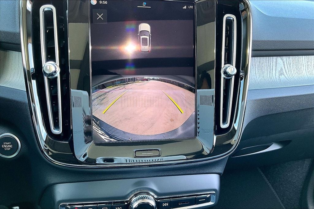 2026 Volvo XC40 B5 Core