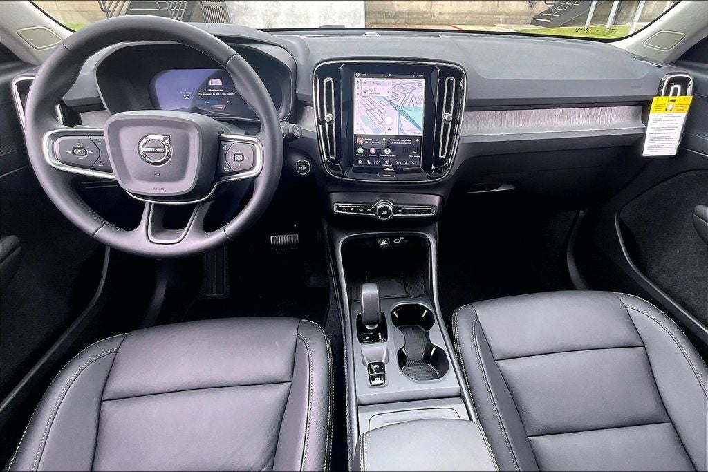 2026 Volvo XC40 B5 Core