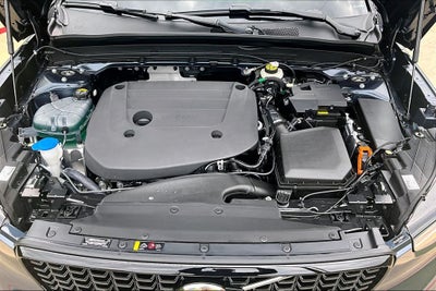 2026 Volvo XC40 B5 Core