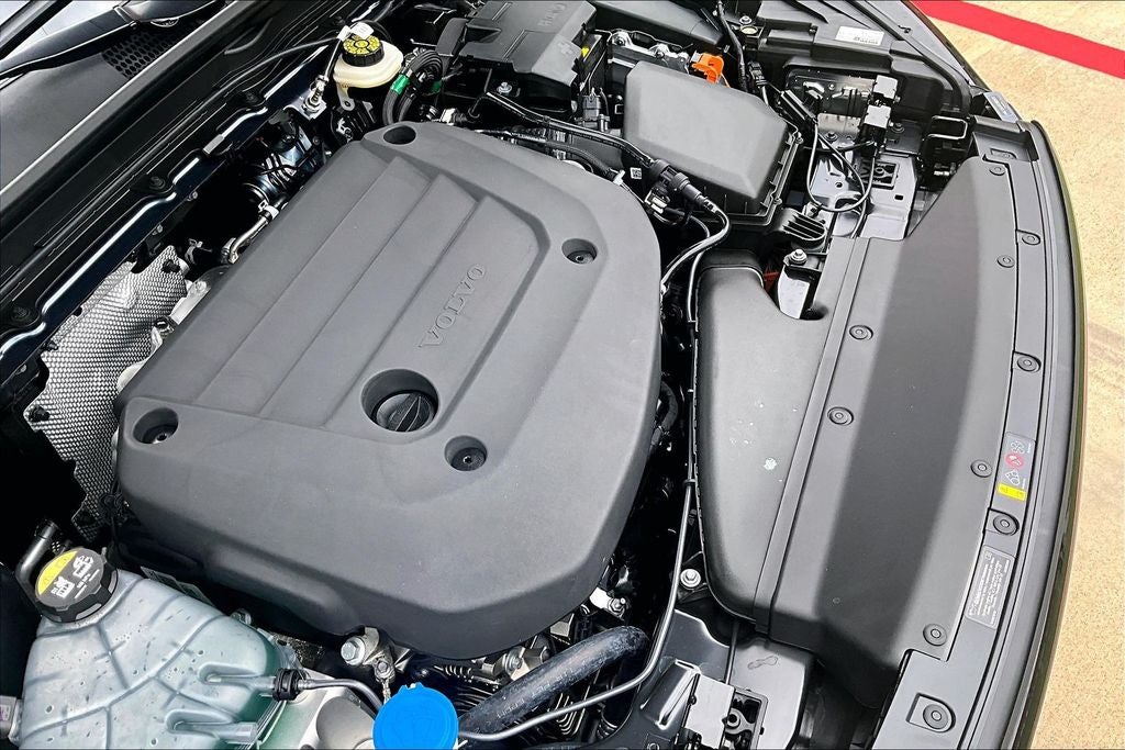 2026 Volvo XC40 B5 Core