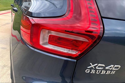 2026 Volvo XC40 B5 Core