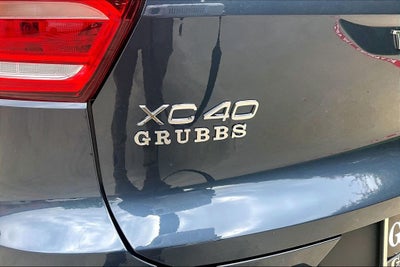 2026 Volvo XC40 B5 Core