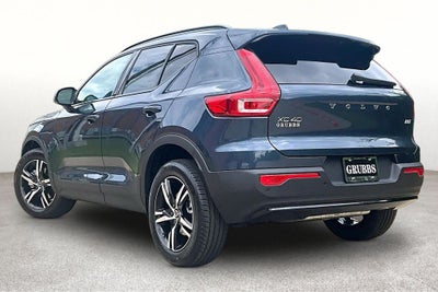 2026 Volvo XC40 B5 Core