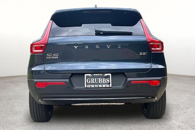 2026 Volvo XC40 B5 Core