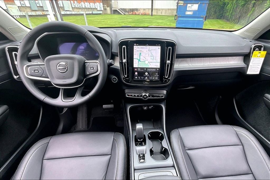 2026 Volvo XC40 B5 Core