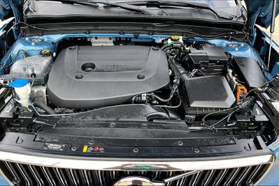 2024 Volvo XC40 B5 Core