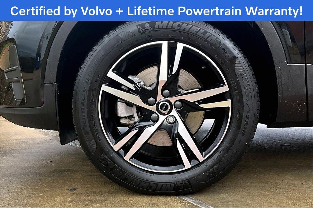 2023 Volvo XC40 B5 Core