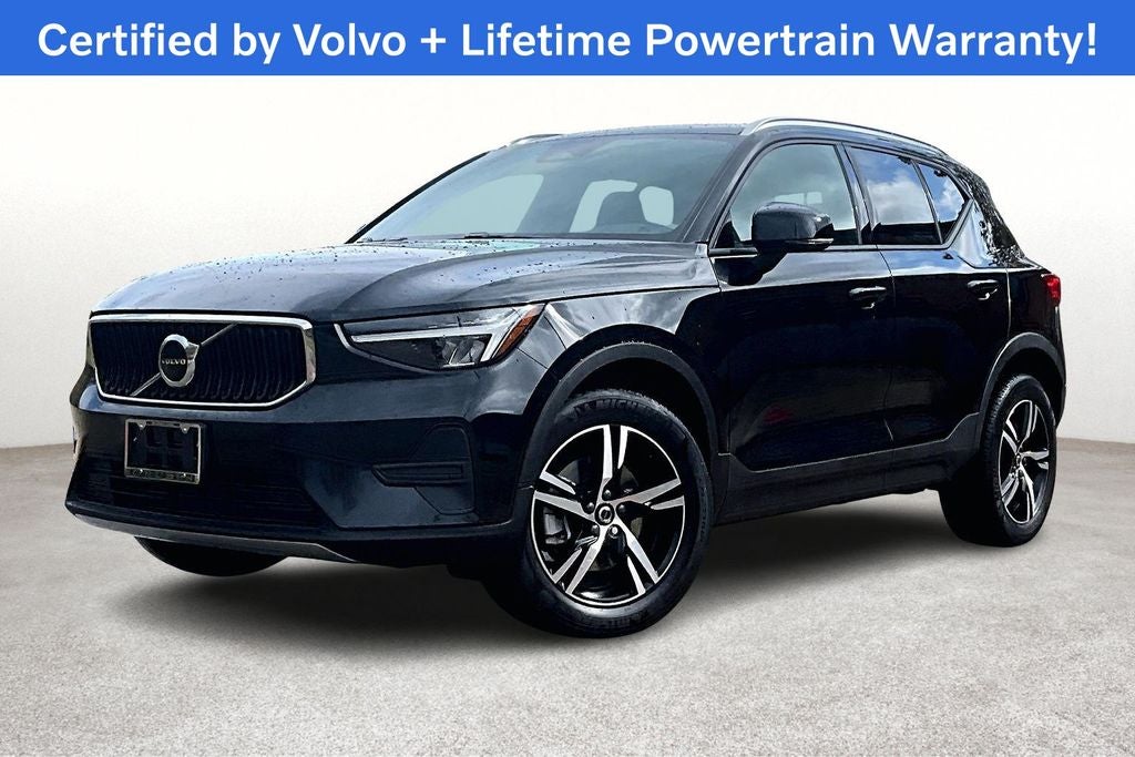 2023 Volvo XC40 B5 Core