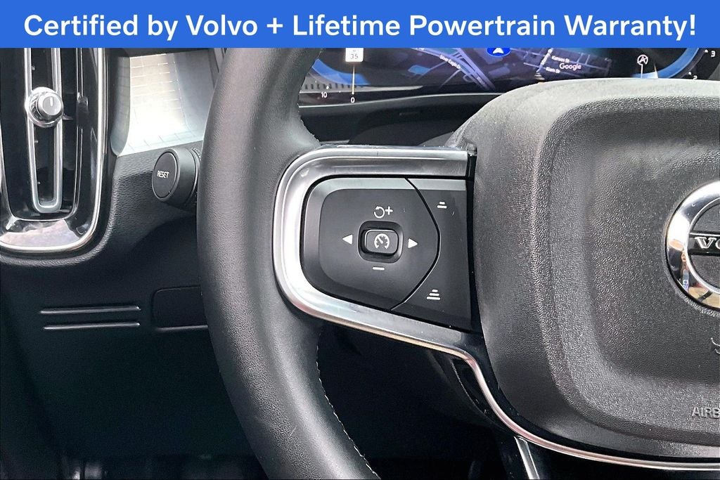2023 Volvo XC40 B5 Core
