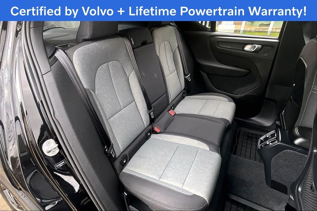 2023 Volvo XC40 B5 Core